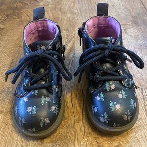 osh kosh navy floral boots size 5